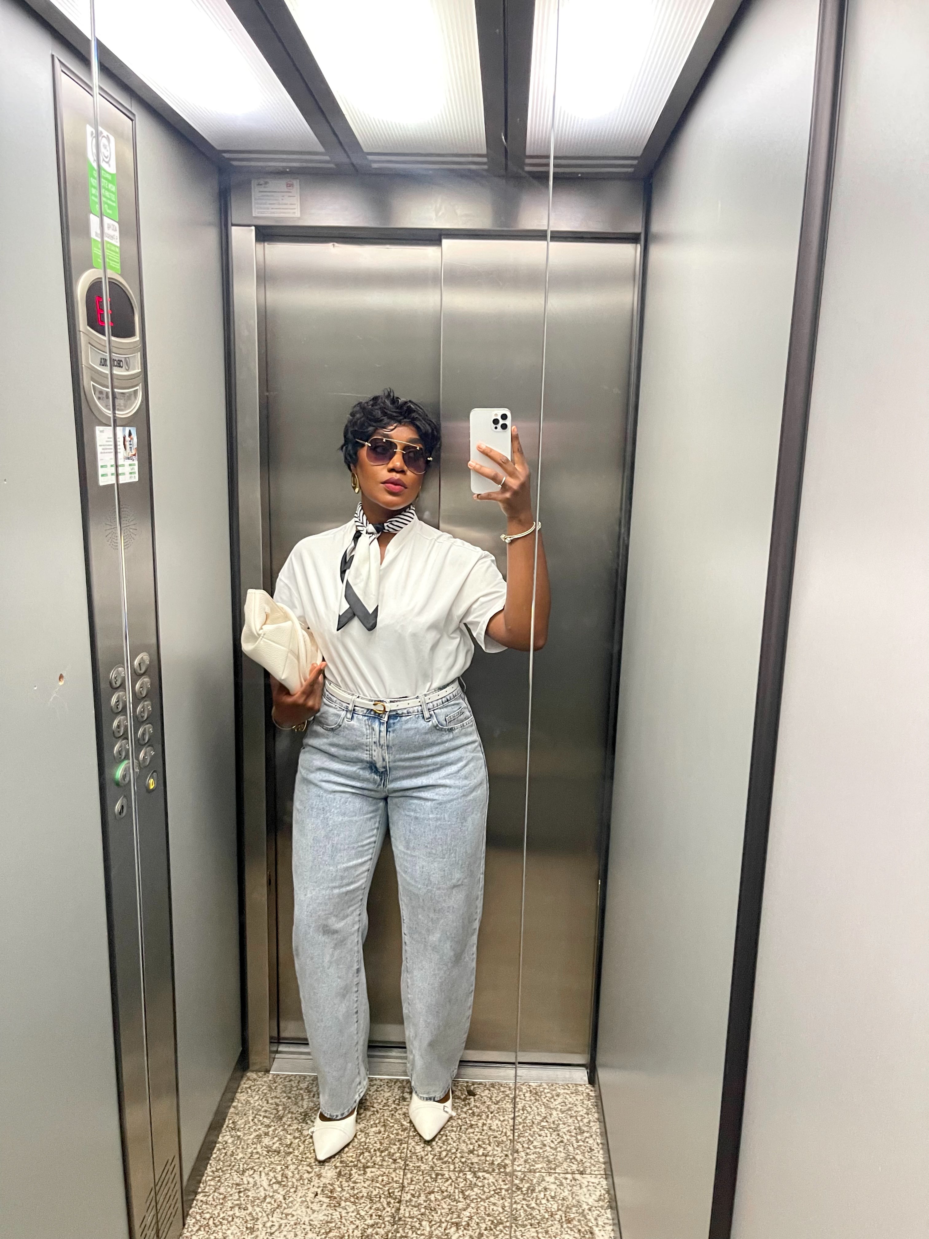 Calça jeans lavagem clara